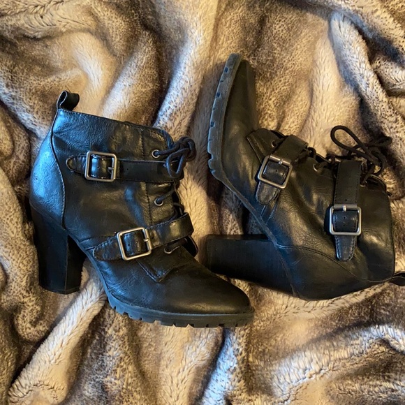 Madden Girl booties - Picture 1 of 7